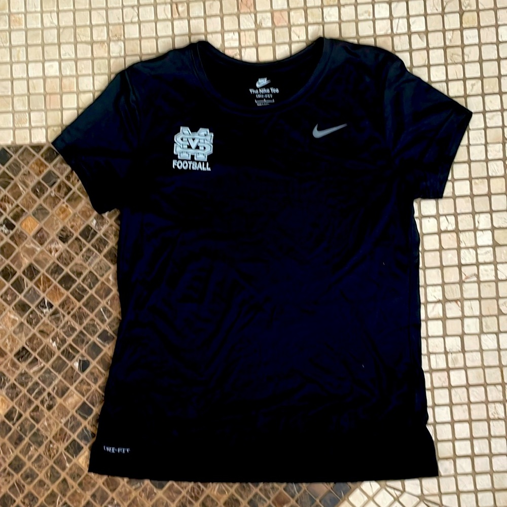 Women’s dry fit Saint Mary’s, Nike T-shirt size Large